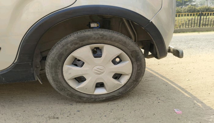 2022 Maruti New Wagon-R VXI 1.0, Petrol, Manual, 22,480 km, tyre