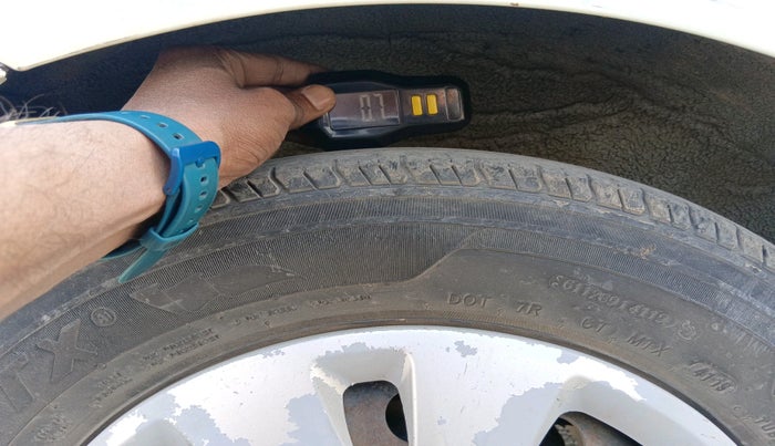 2011 Hyundai i10 MAGNA 1.1, Petrol, Manual, 79,940 km, tyre