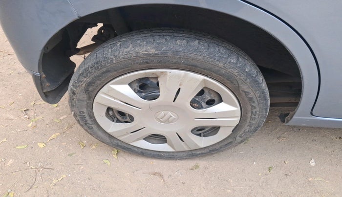 2011 Maruti Wagon R 1.0 VXI, Petrol, Manual, 60,569 km, tyre