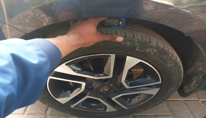2023 Tata Tiago XZA PLUS PETROL, Petrol, Automatic, 22,918 km, tyre
