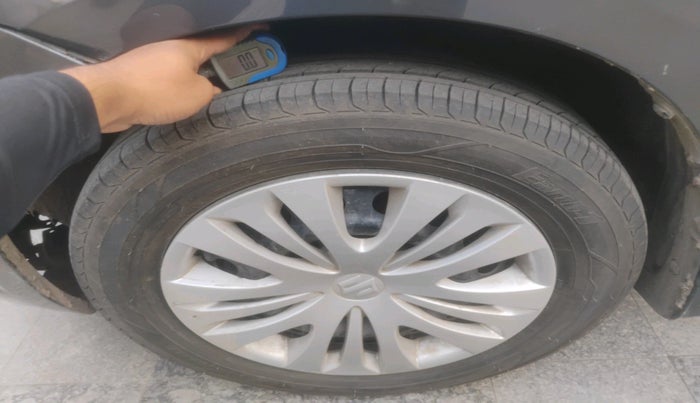 2014 Maruti Ertiga VXI, Petrol, Manual, 52,693 km, tyre