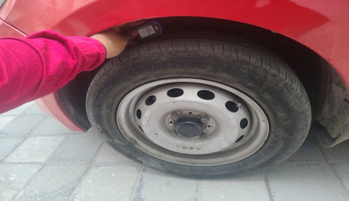 2021 Tata Tiago XE PETROL, Petrol, Manual, 37,292 km, tyre