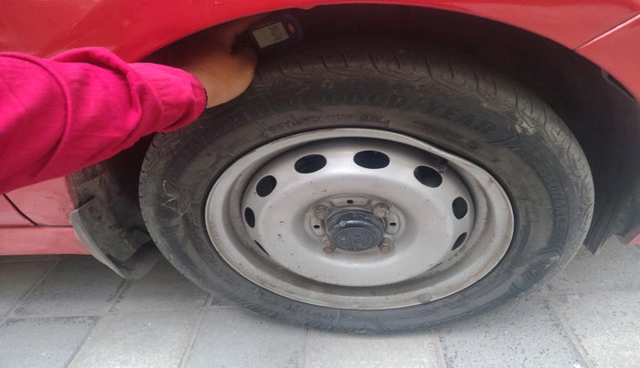 2021 Tata Tiago XE PETROL, Petrol, Manual, 37,292 km, tyre