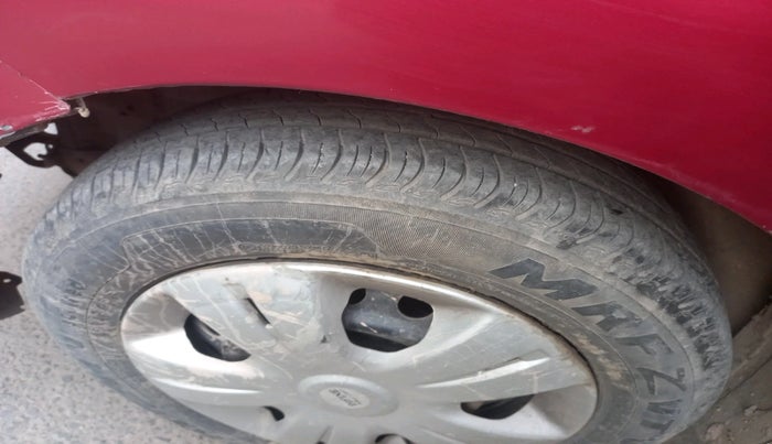 2014 Maruti Celerio ZXI, Petrol, Manual, 94,603 km, tyre