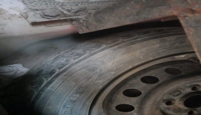 2014 Maruti Celerio ZXI, Petrol, Manual, 94,603 km, tyre