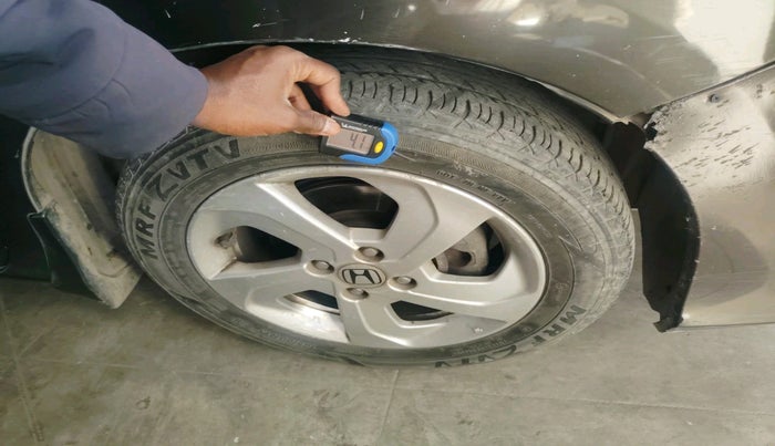 2015 Honda City 1.5L I-VTEC V MT, Petrol, Manual, 74,395 km, tyre