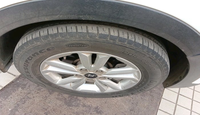 2016 Hyundai Creta SX PLUS AT 1.6 DIESEL, Diesel, Automatic, 68,255 km, tyre