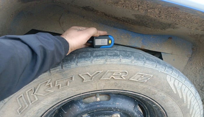 2015 Mahindra Bolero ZLX BS IV, Diesel, Manual, 75,748 km, tyre