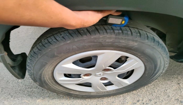 2019 Renault Kwid RXL, Petrol, Manual, 9,841 km, tyre