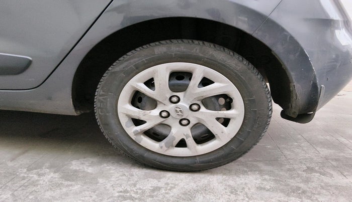 2017 Hyundai Grand i10 SPORTZ (O) 1.2 U2 CRDI, Diesel, Manual, 83,450 km, tyre