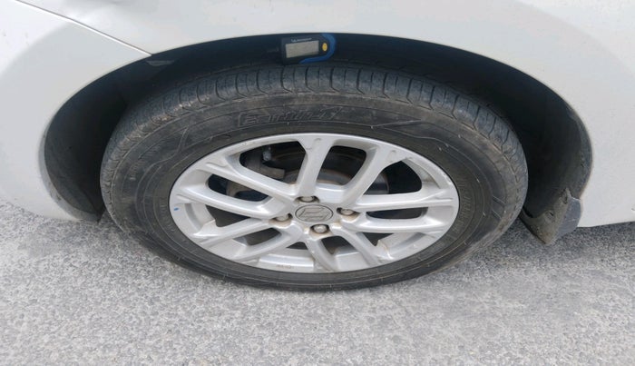 2018 Maruti Swift ZXI AMT, Petrol, Automatic, 73,739 km, tyre