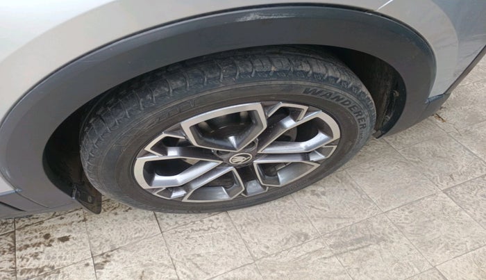 2022 Skoda KUSHAQ STYLE 1.0L TSI AT (6 AIRBAGS), Petrol, Automatic, 46,778 km, tyre