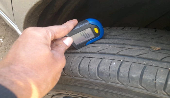 2021 Tata ALTROZ XE PETROL, Petrol, Manual, 35,059 km, tyre