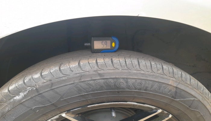 2021 Tata ALTROZ XE PETROL, Petrol, Manual, 35,059 km, tyre