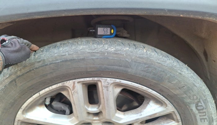 2018 Jeep Compass LIMITED (O) 2.0 DIESEL, Diesel, Manual, 1,41,538 km, tyre