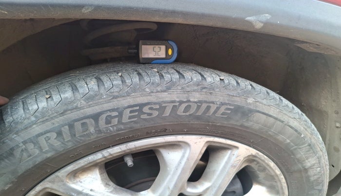 2018 Jeep Compass LIMITED (O) 2.0 DIESEL, Diesel, Manual, 1,41,538 km, tyre