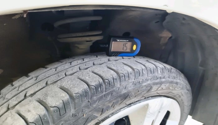 2018 Maruti Wagon R 1.0 VXI AMT, Petrol, Automatic, 33,092 km, tyre