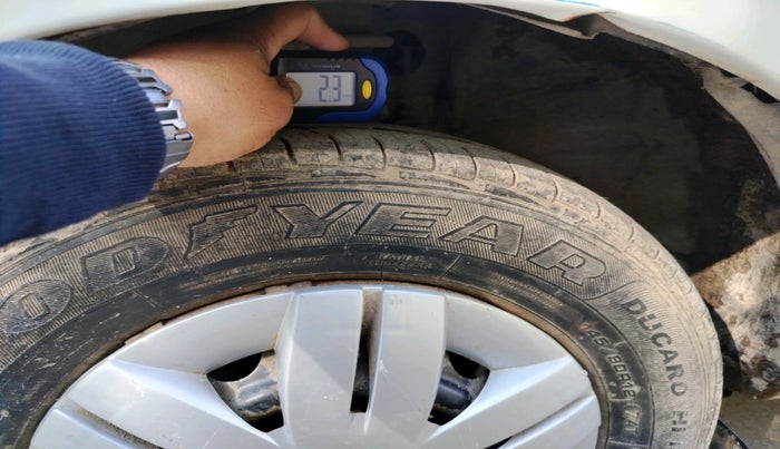 2013 Maruti Alto 800 LXI, Petrol, Manual, 73,935 km, tyre