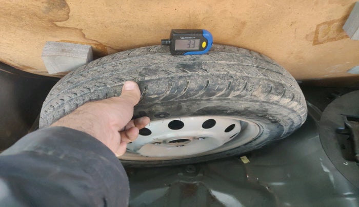 2011 Hyundai i10 ERA 1.1, Petrol, Manual, 42,565 km, tyre