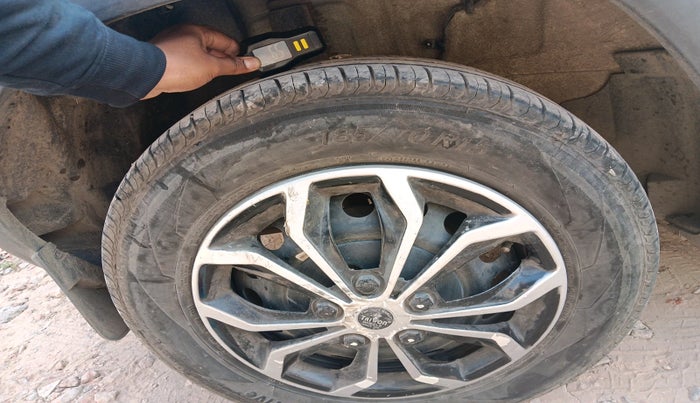 2024 Tata PUNCH PURE MT, Petrol, Manual, 15,865 km, tyre