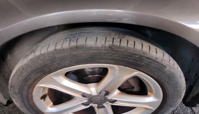 2014 Audi A4 35 TDI S LINE, Diesel, Automatic, 1,11,003 km, tyre