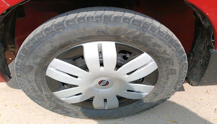 2018 Maruti Alto 800 VXI, Petrol, Manual, 76,013 km, tyre