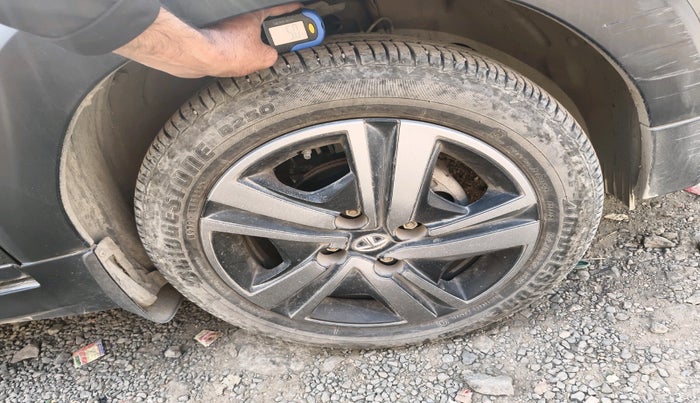 2023 Tata TIAGO NRG XZ AMT, Petrol, Automatic, 5,914 km, tyre