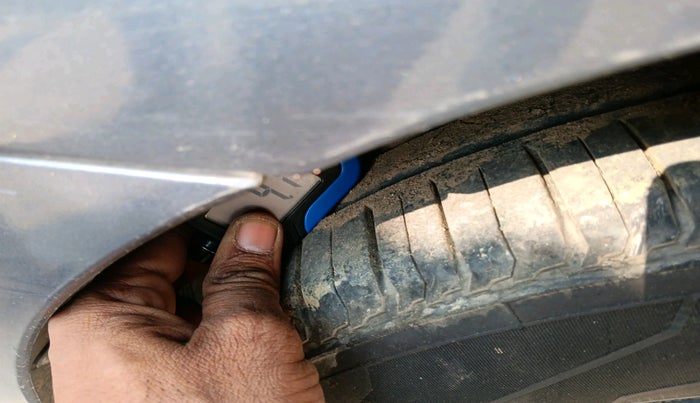 2013 Hyundai Verna FLUIDIC 1.6 VTVT SX, Petrol, Manual, 82,036 km, tyre