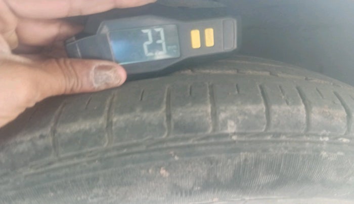 2017 Maruti Ciaz DELTA 1.4 MT PETROL, Petrol, Manual, 39,599 km, tyre