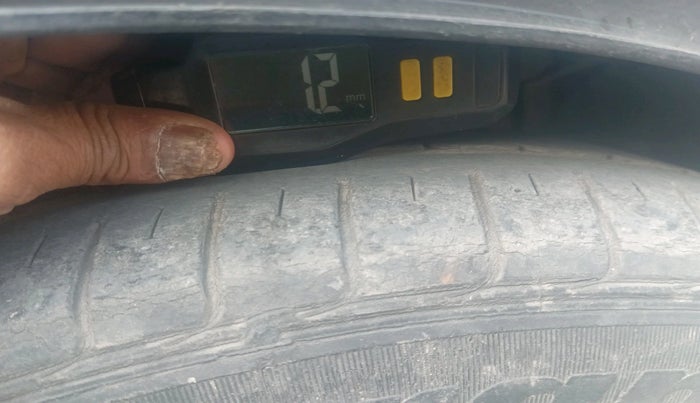 2017 Maruti Ciaz DELTA 1.4 MT PETROL, Petrol, Manual, 39,599 km, tyre