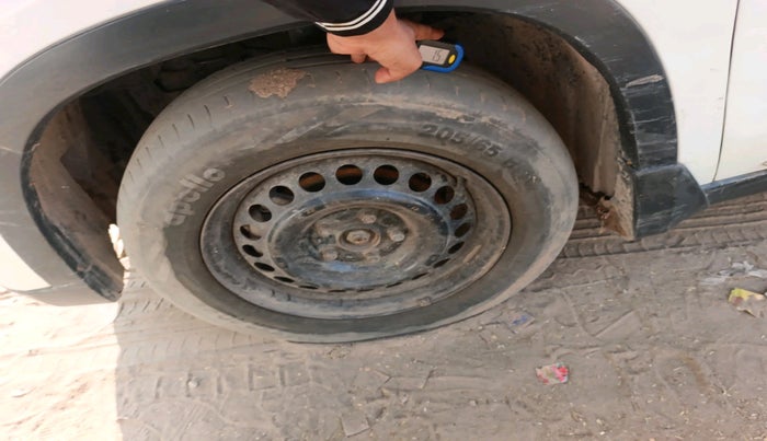 2019 Maruti Vitara Brezza VDI, Diesel, Manual, 80,987 km, tyre