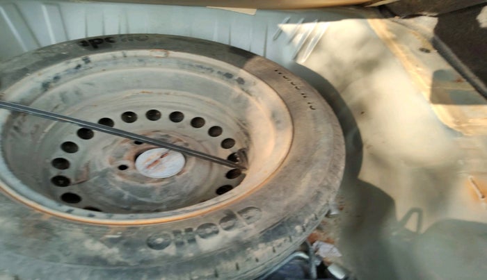 2015 Honda City 1.5L I-VTEC SV CVT, Petrol, Automatic, 78,917 km, tyre