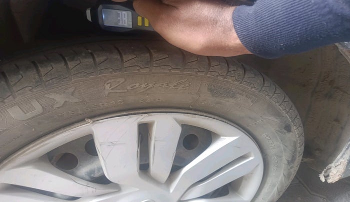 2014 Honda City 1.5L I-DTEC V, Diesel, Manual, 1,94,057 km, tyre