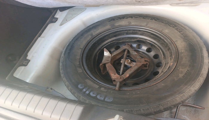 2016 Hyundai Elite i20 SPORTZ 1.2, Petrol, Manual, 58,190 km, tyre