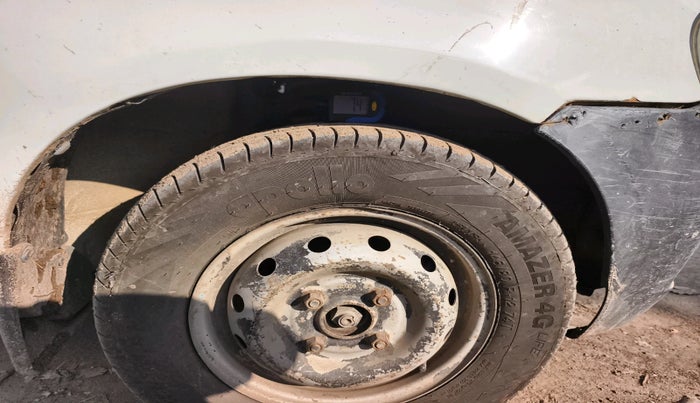 2011 Maruti Alto LXI, Petrol, Manual, 1,07,450 km, tyre