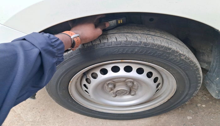 2020 Honda Amaze 1.2L I-VTEC E, Petrol, Manual, 30,079 km, tyre