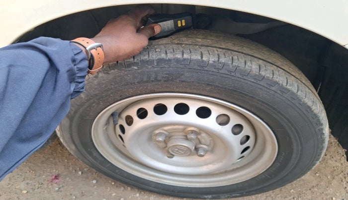 2020 Honda Amaze 1.2L I-VTEC E, Petrol, Manual, 30,079 km, tyre