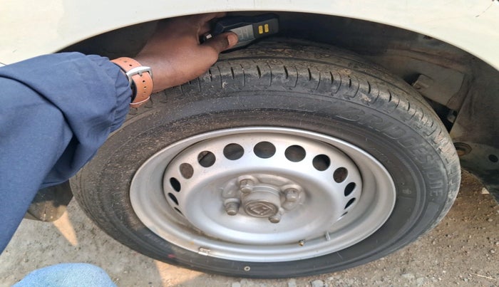 2020 Honda Amaze 1.2L I-VTEC E, Petrol, Manual, 30,079 km, tyre