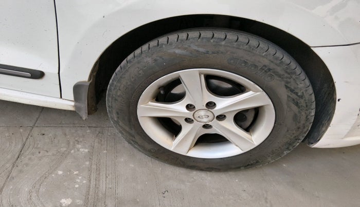 2012 Skoda Rapid AMBITION 1.6 TDI CR MT, Diesel, Manual, 1,82,172 km, tyre