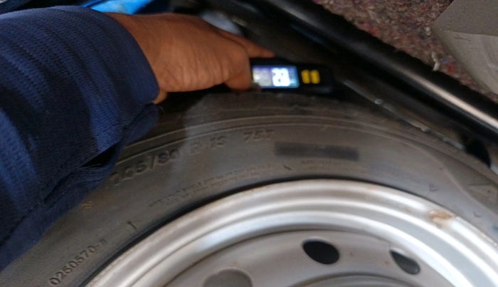 2014 Maruti Wagon R 1.0 LXI, Petrol, Manual, 33,001 km, tyre