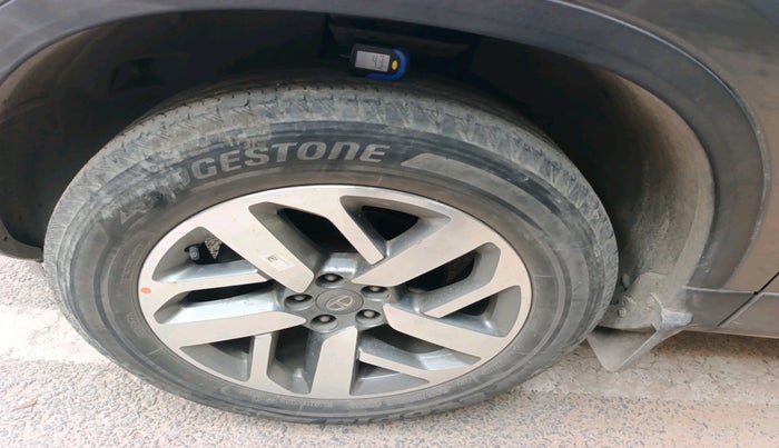 2021 Tata Safari XZA PLUS, Diesel, Automatic, 84,909 km, tyre