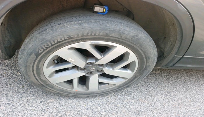 2021 Tata Safari XZA PLUS, Diesel, Automatic, 84,909 km, tyre