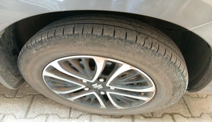 2022 Maruti Ertiga ZXI  CNG, Petrol, Manual, 32,814 km, tyre