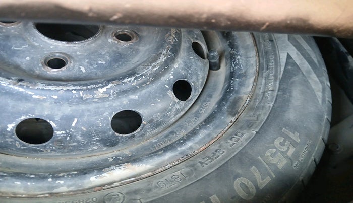 2013 Maruti Wagon R 1.0 LXI CNG, Petrol, Manual, 1,53,825 km, tyre