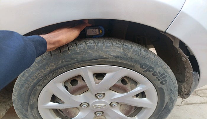 2018 Hyundai Grand i10 SPORTZ 1.2 KAPPA VTVT, Petrol, Manual, 62,733 km, tyre