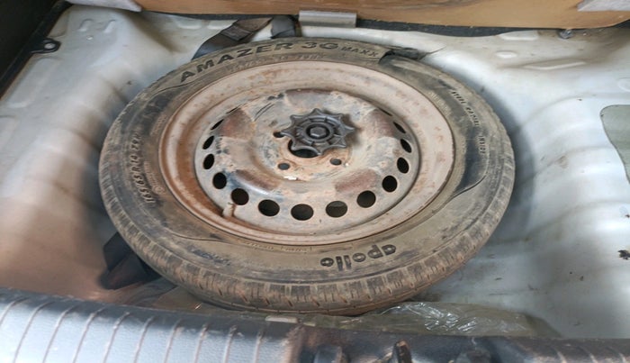 2018 Hyundai Grand i10 SPORTZ 1.2 KAPPA VTVT, Petrol, Manual, 62,733 km, tyre