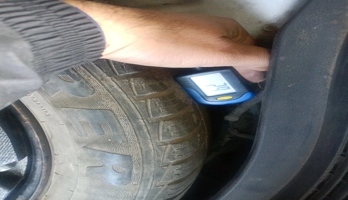 2017 Honda WR-V 1.5L I-DTEC VX MT, Diesel, Manual, 1,66,618 km, tyre