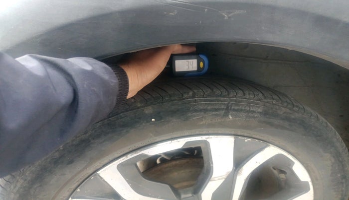 2017 Honda WR-V 1.5L I-DTEC VX MT, Diesel, Manual, 1,66,618 km, tyre