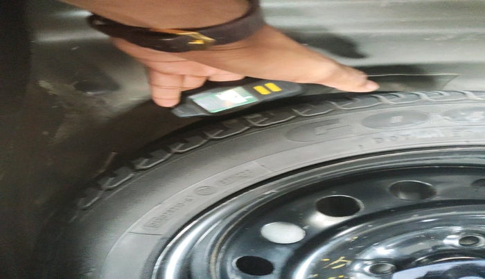 2022 Maruti New Wagon-R VXI 1.0, Petrol, Manual, 51,077 km, tyre