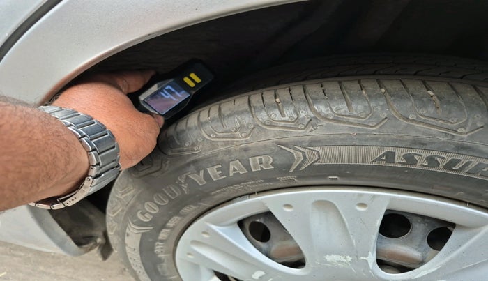 2015 Honda Amaze 1.2L I-VTEC S, Petrol, Manual, 74,796 km, tyre